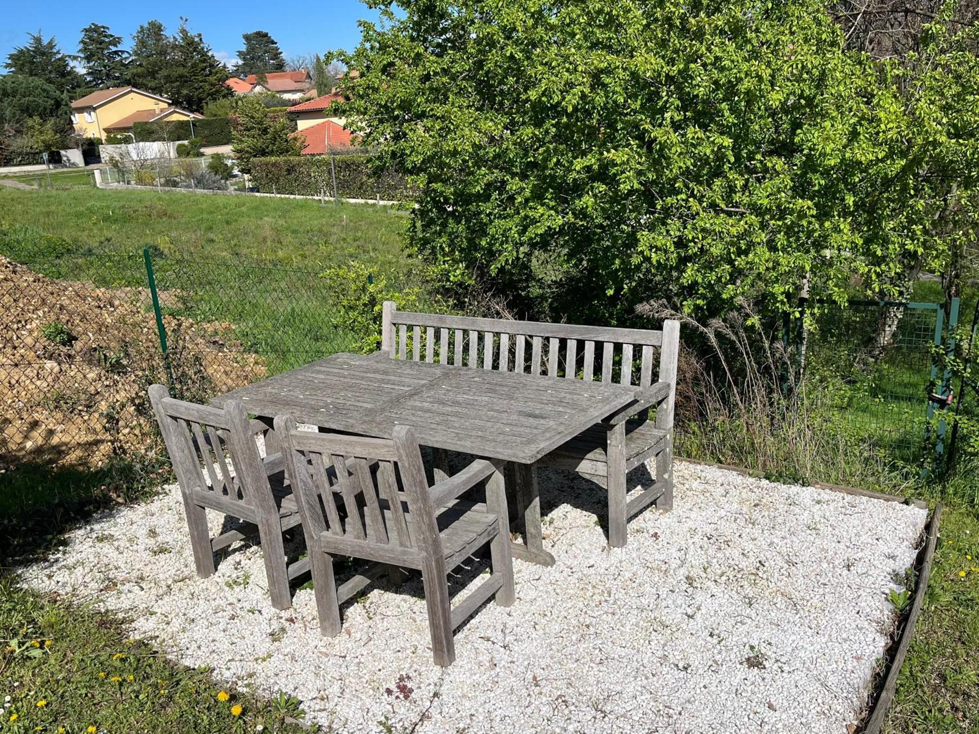 Comme Dans Un Ecrin - T2 De 50 M² Avec Jardin, Terrasse Et Piscine Appartement Vernaison Buitenkant foto